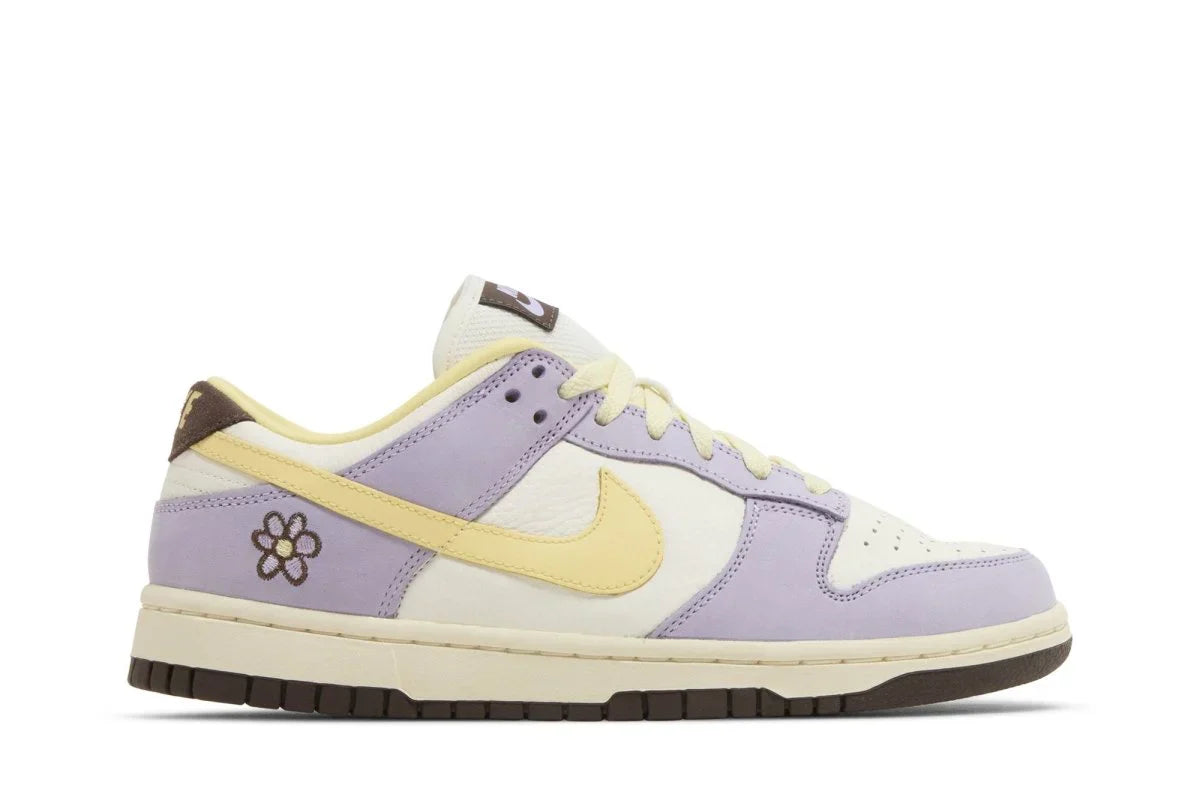 Tênis Nike Dunk Low PRM Lilac Bloom Colorido vista lateral