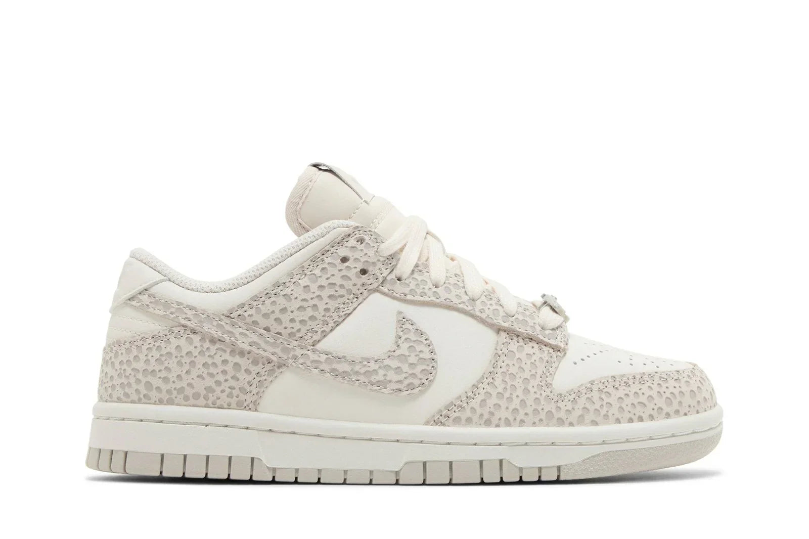 Tênis Nike Dunk Low Safari Phantom Bege vista superior