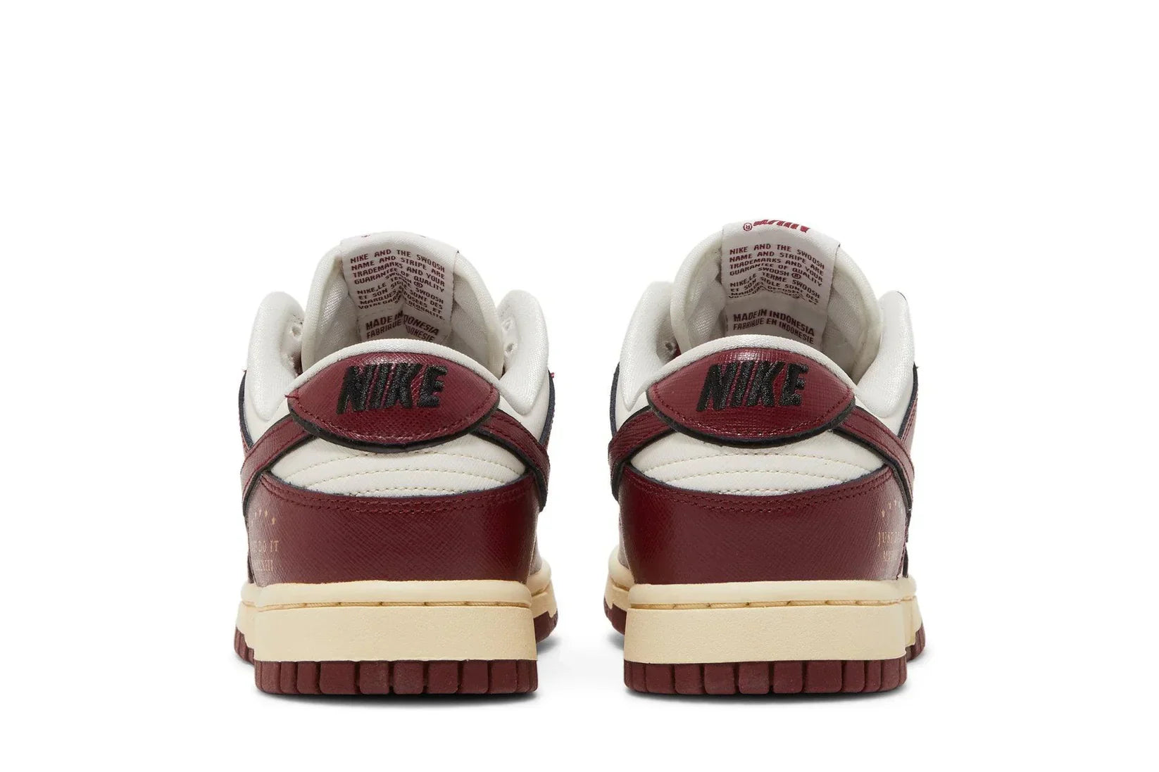 Tênis Nike Dunk Low SE Just Do It Team Red Vermelho vista superior