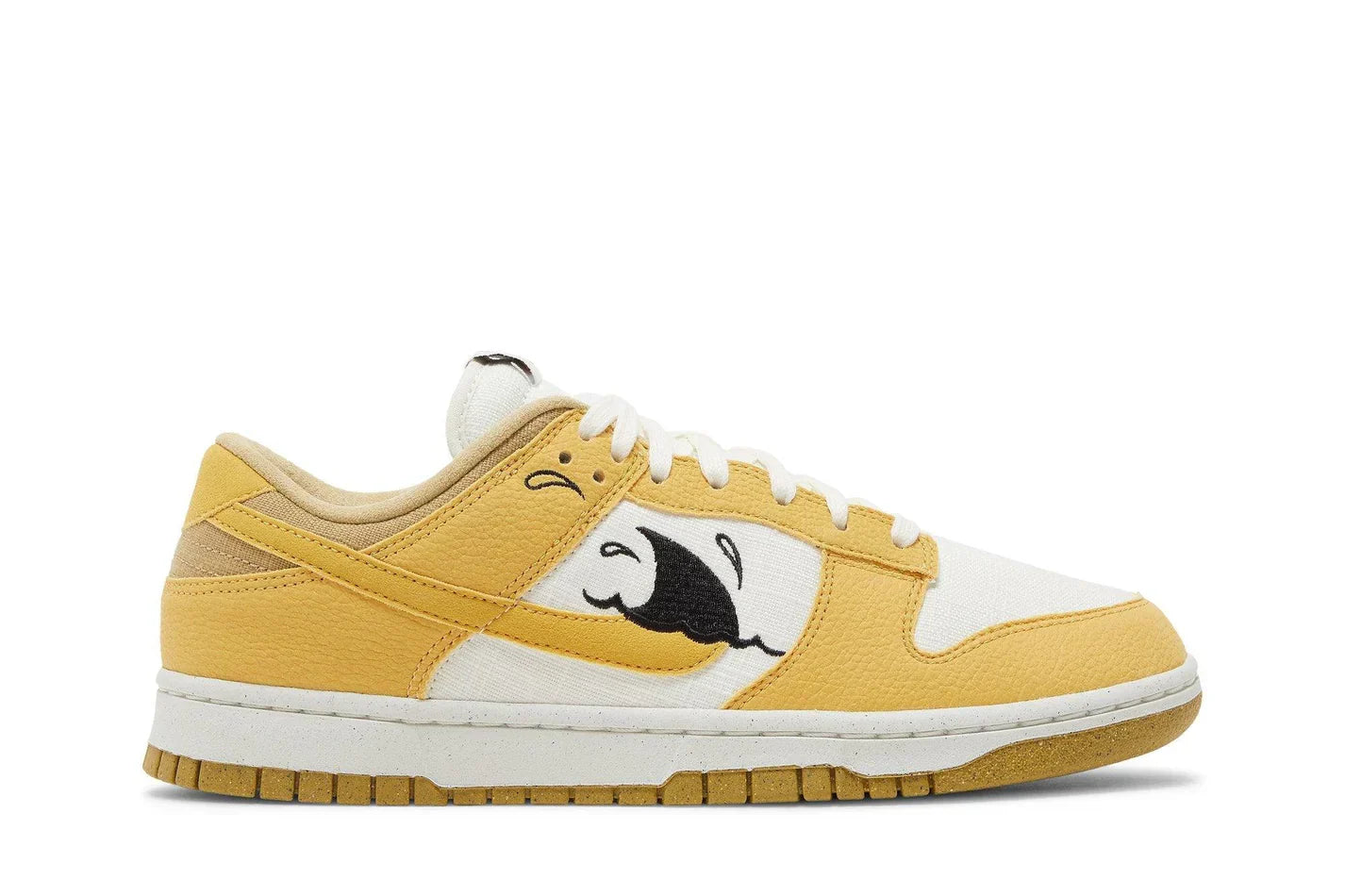 Tênis Nike Dunk Low Sun Club Amarelo vista superior