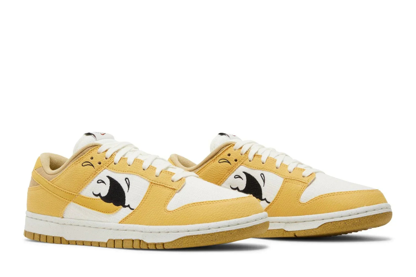 Tênis Nike Dunk Low Sun Club Amarelo detalhe do material