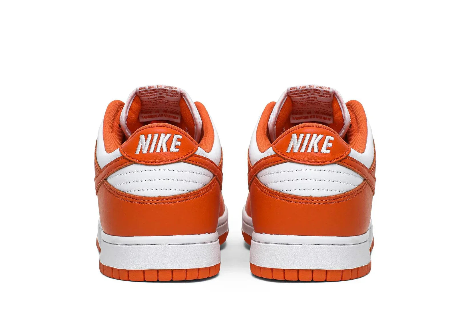Tênis Nike Dunk Low Syracuse Laranja detalhe do material