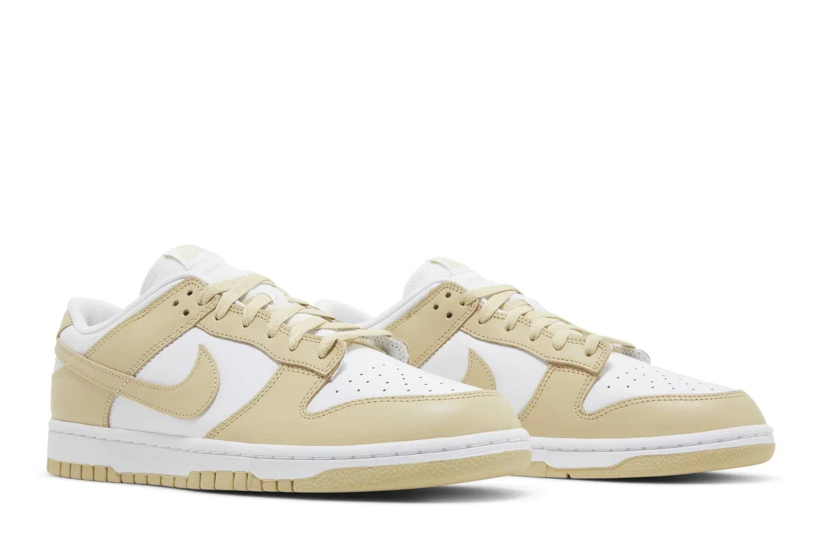 Tênis Nike Dunk Low Team Gold Dourado detalhe do solado