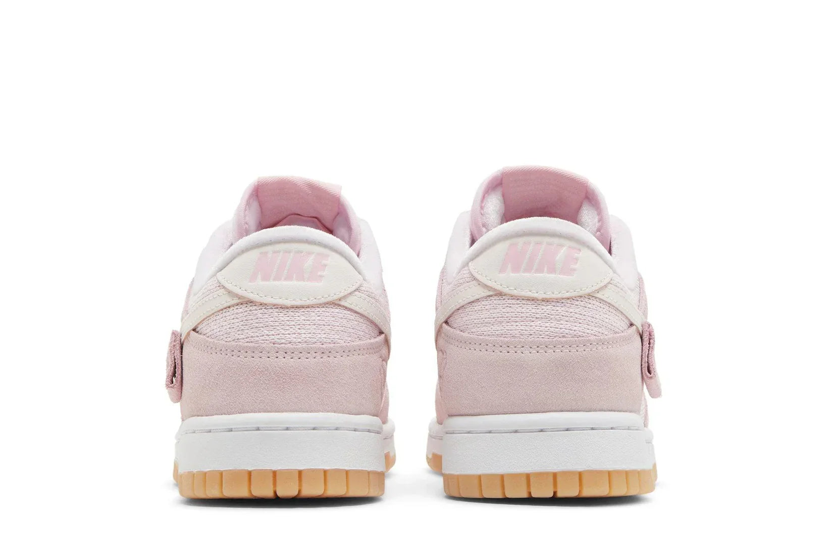 Tênis Nike Dunk Low Teddy Bear Pink Rosa detalhe lateral