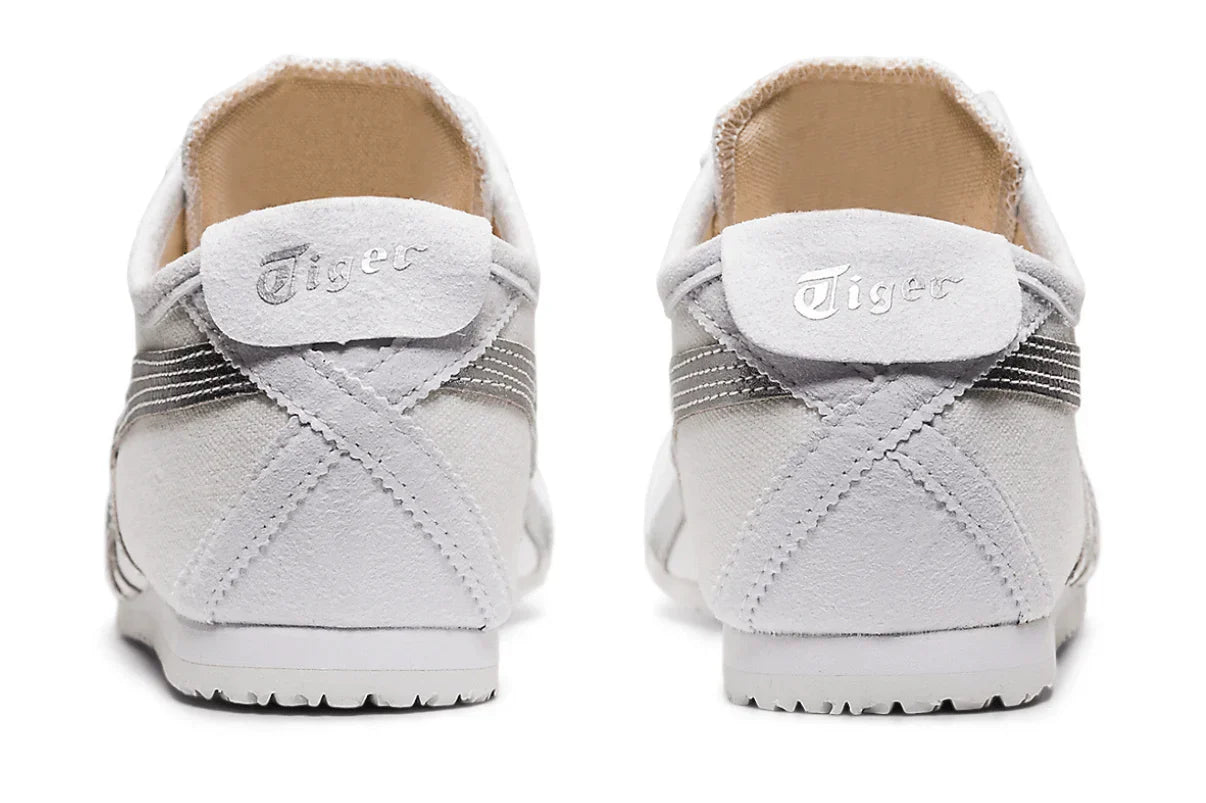 Tênis Onitsuka Tiger Mexico 66 Slip-On White Pure Silver Prateado detalhe frontal