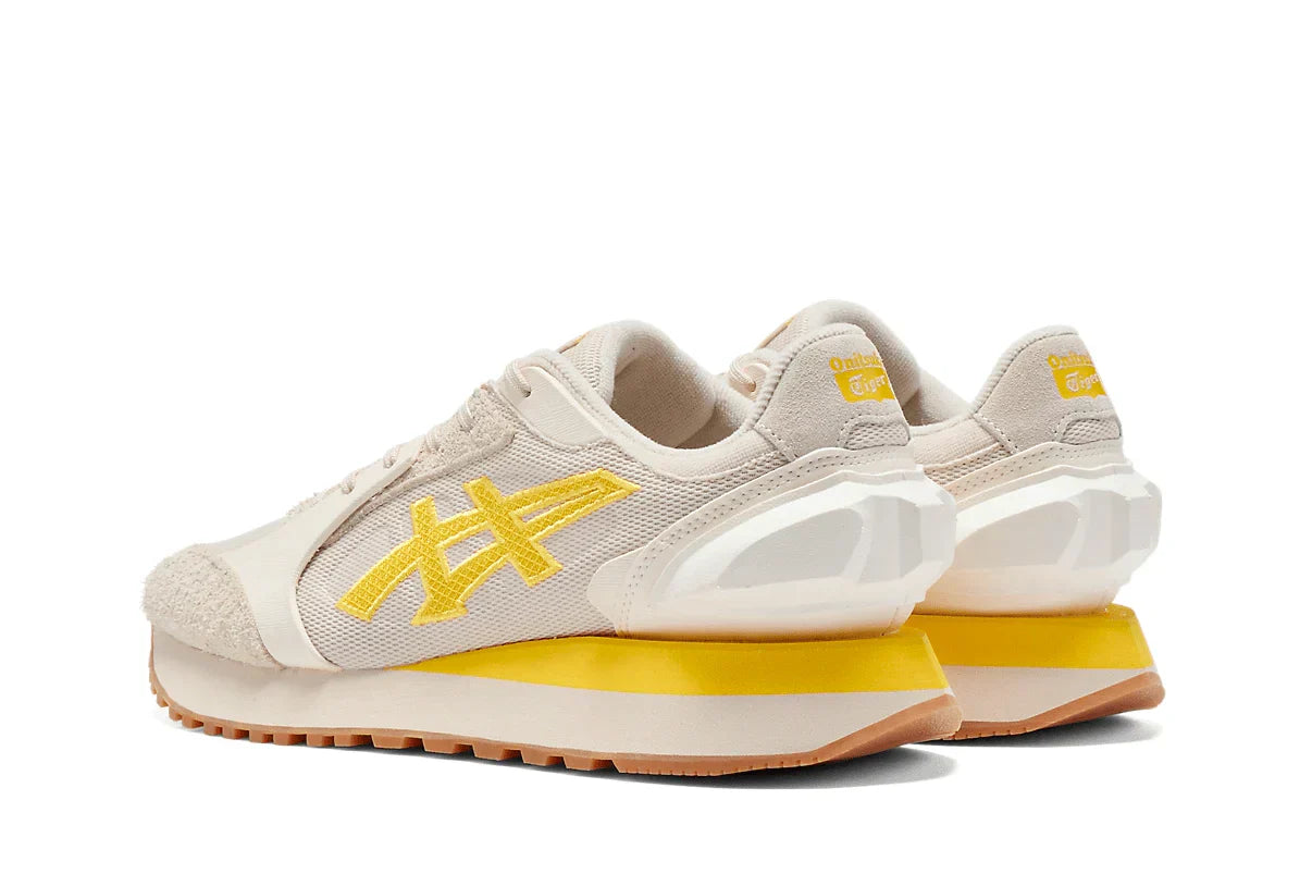 Tênis Onitsuka Tiger Moage Mineral Beige/Vibrant Yellow Bege detalhe do solado