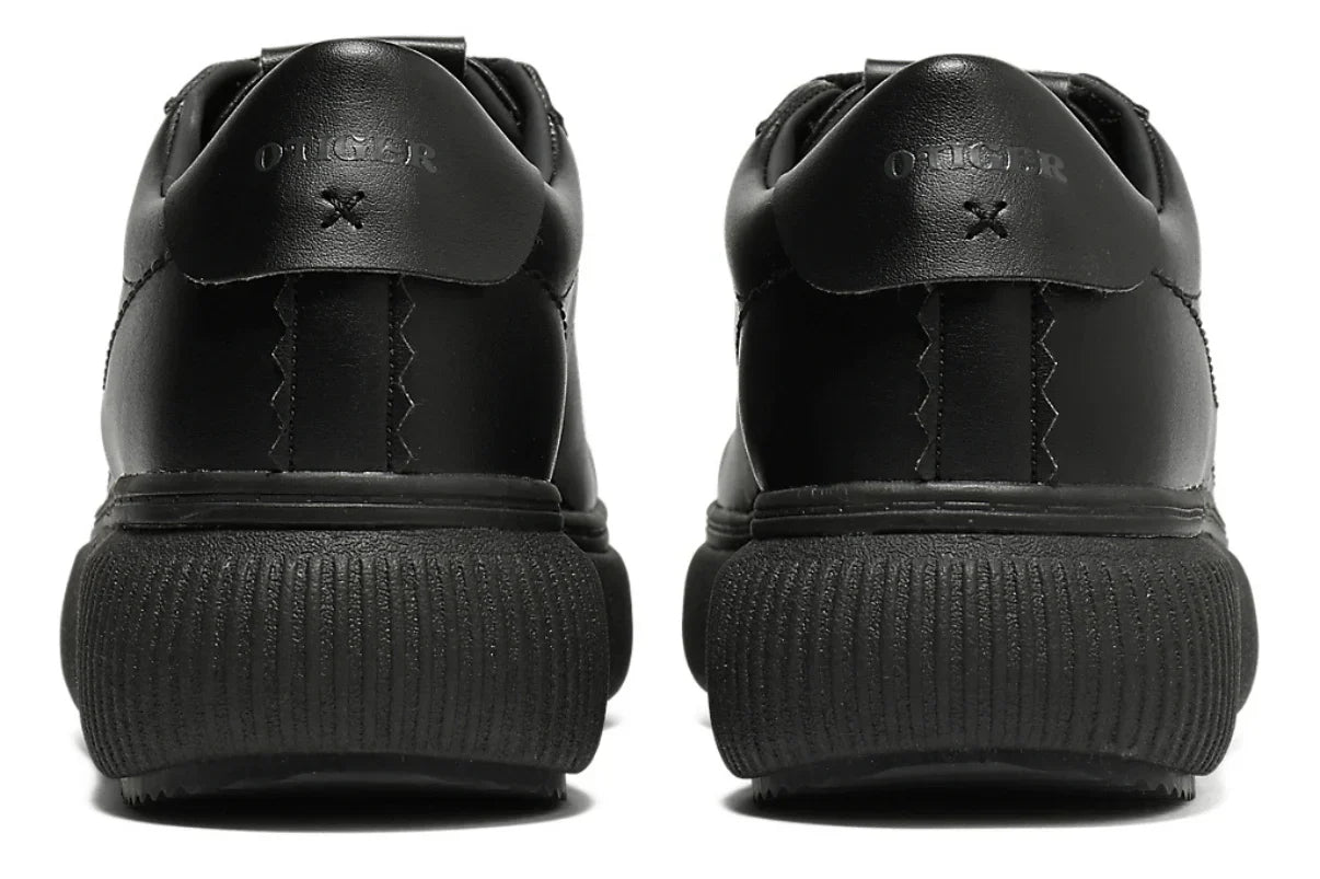 Tênis Onitsuka Tiger Otiger Court Black/Black Preto detalhe frontal