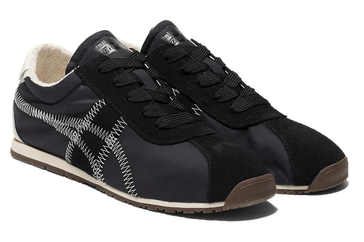 Tênis Onitsuka Tiger Tiger Corsair A55 Black Cream Preto detalhe lateral