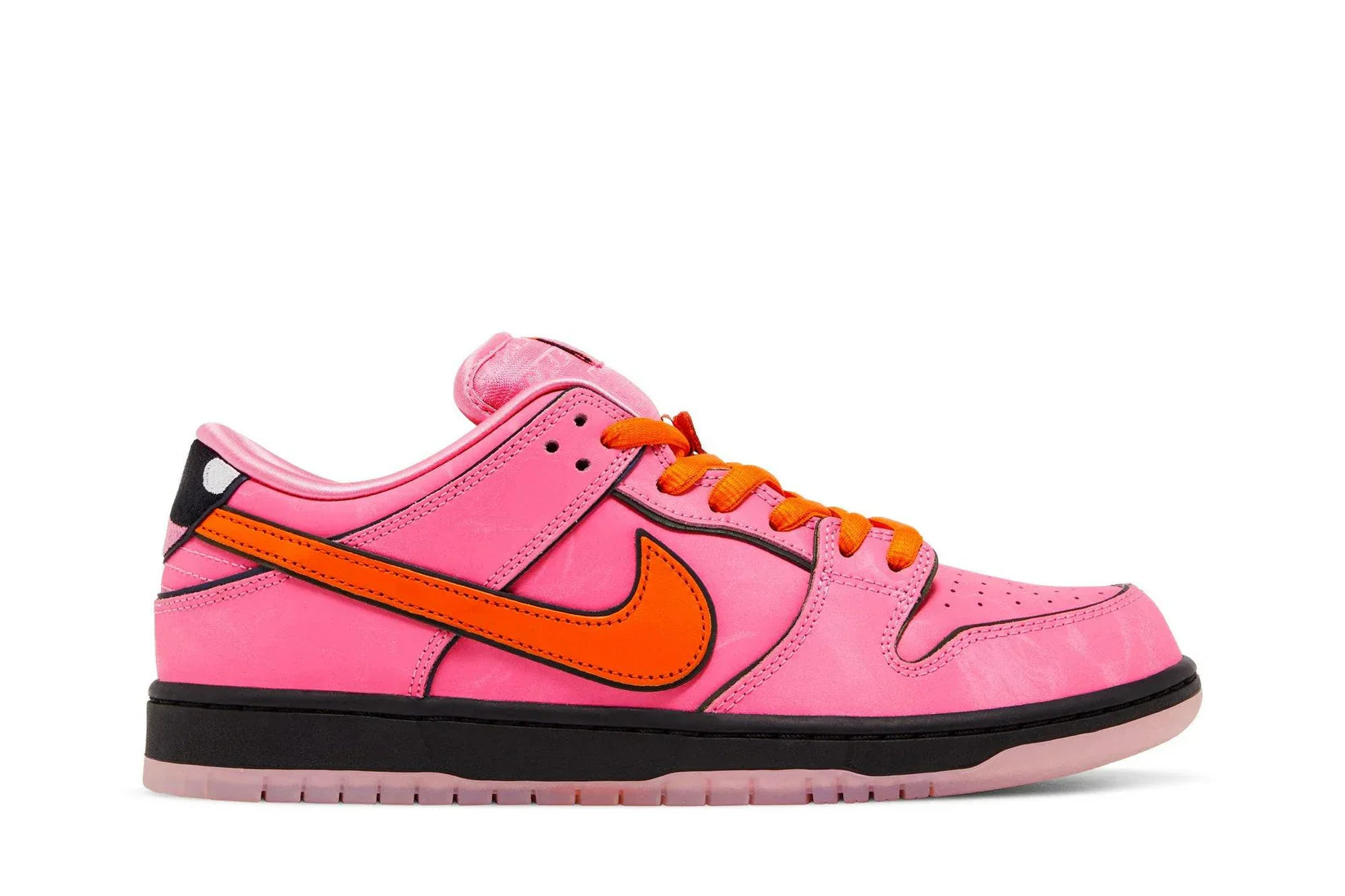 Tênis The Powerpuff Girls x Nike SB Dunk Low Blossom Rosa vista lateral