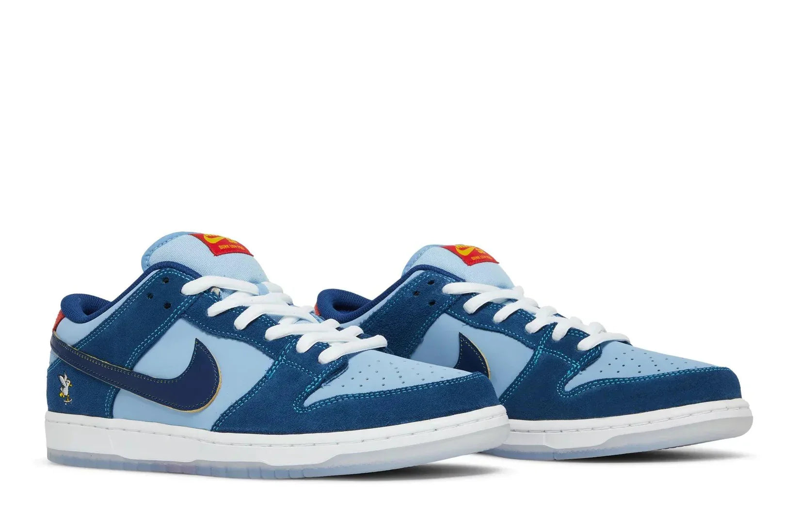 Tênis Why So Sad? x Nike SB Dunk Low The Predatory Bird Azul detalhe do material