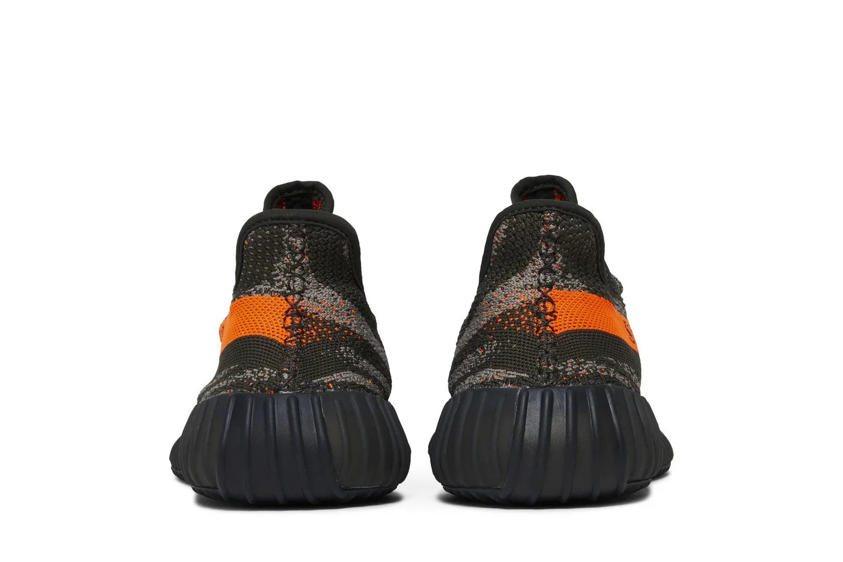 Tênis Yeezy 350 V2 Carbon Beluga Cinza detalhe do solado