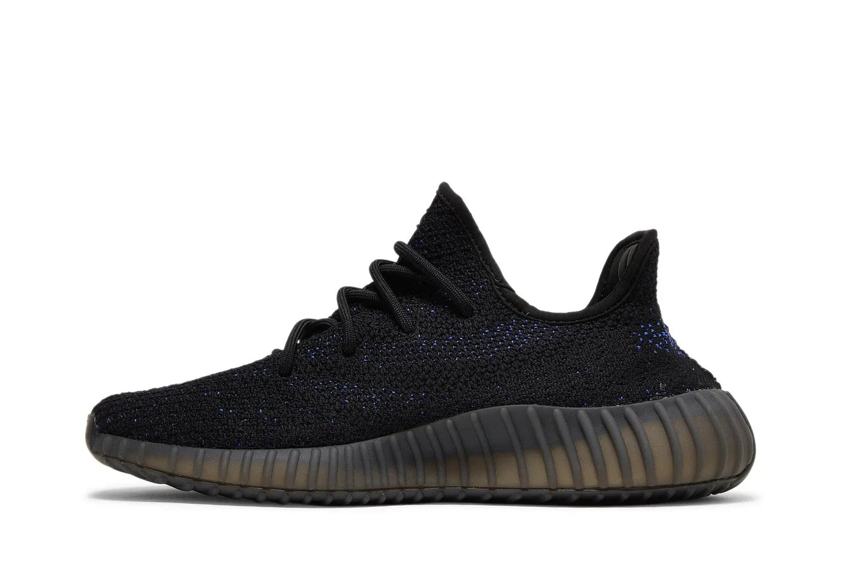 Tênis Yeezy Boost 350 V2 Dazzling Blue Preto detalhe lateral