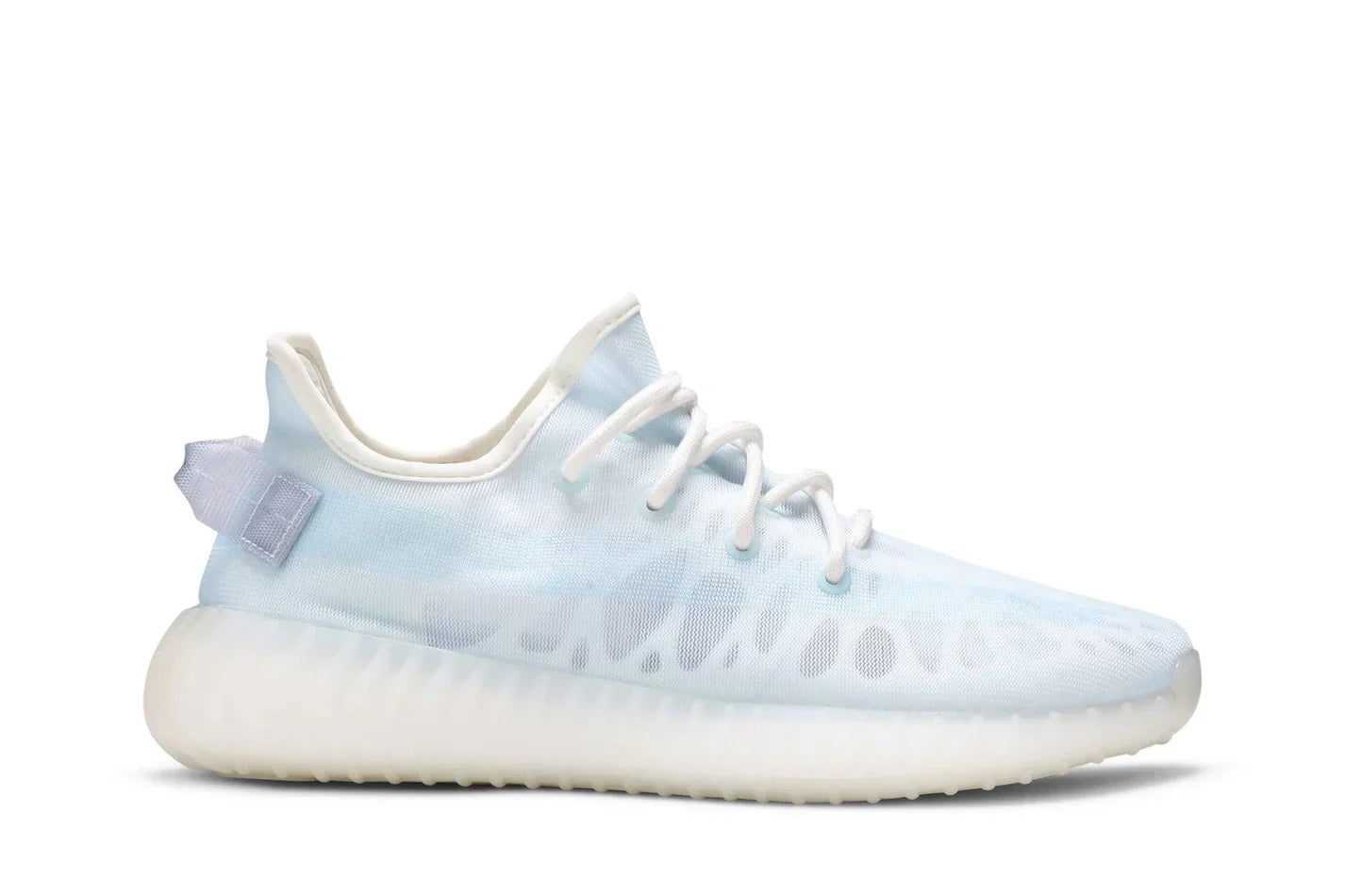 Tênis Yeezy Boost 350 v2 Mono Ice Azul vista lateral