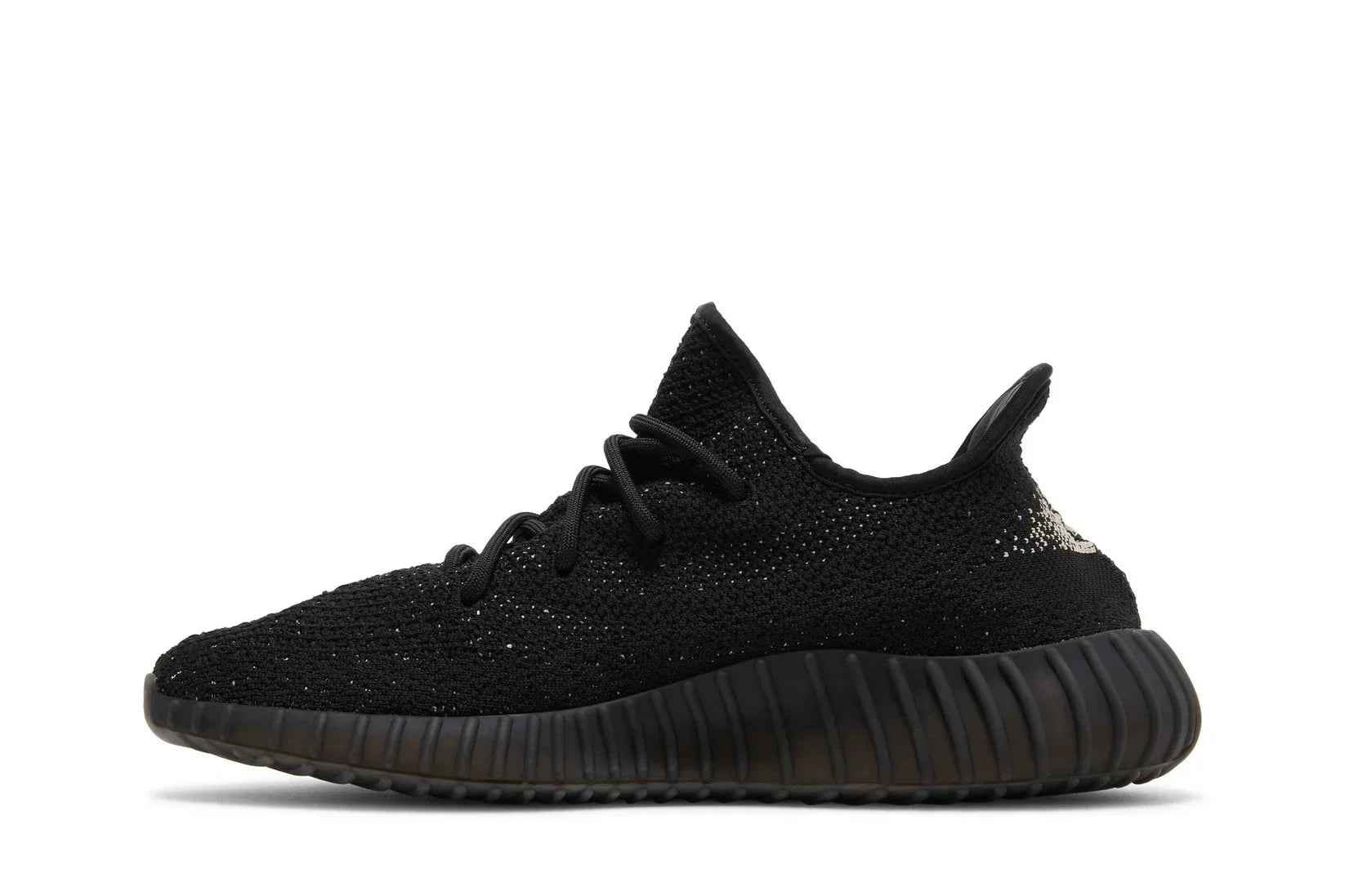 Tênis Yeezy Boost 350 V2 Oreo Preto vista traseira