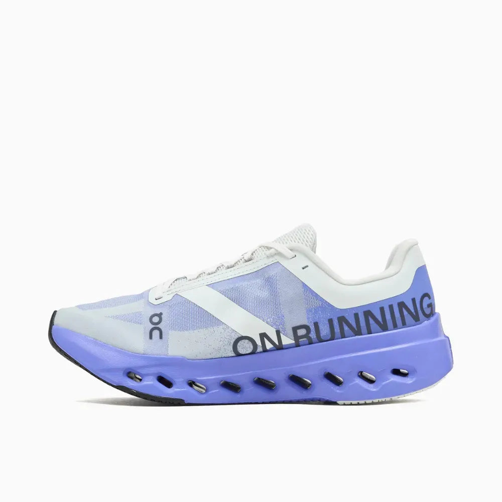 Tênis On Running Cloudsurfer Next Blue detalhe lateral
