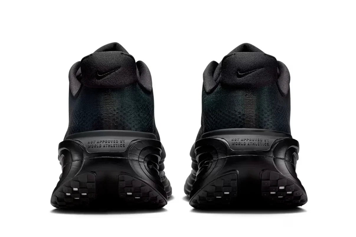 Tênis Nike Vomero Premium SP Black Mini Chrome Swoosh Preto detalhe do solado