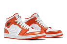 Tênis Nike Air Jordan 1 Mid SE Electro Orange Laranja vista superior