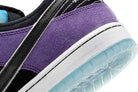 Tênis Nike SB Dunk Low Pro x Hayley Wilson Black and Court Purple Roxo vista traseira