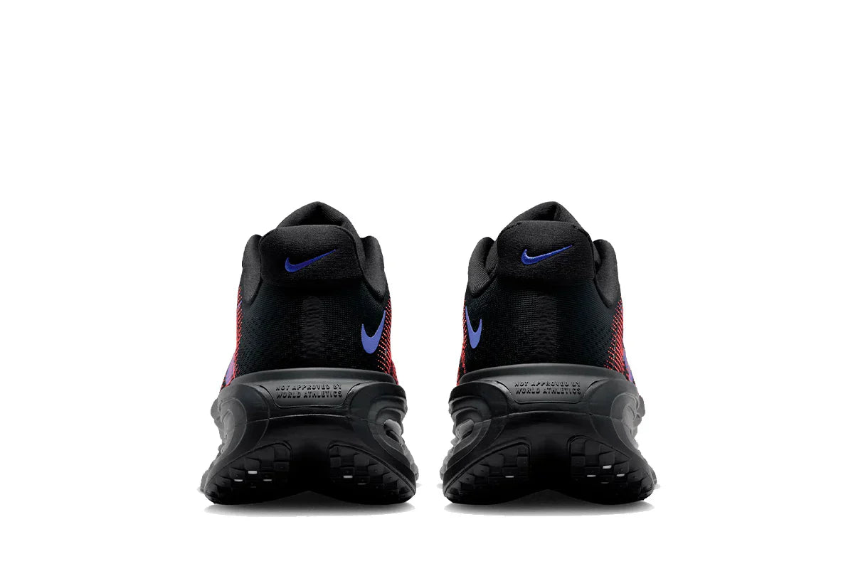 Tênis Nike Vomero Premium Black Sapphire Rose Preto detalhe do material