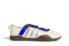 Tênis Adidas Taekwondo Caroline Hu x CLOT White Royal Branco vista lateral