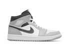 Tênis Air Jordan 1 Mid Light Smoke Grey Cinza vista lateral
