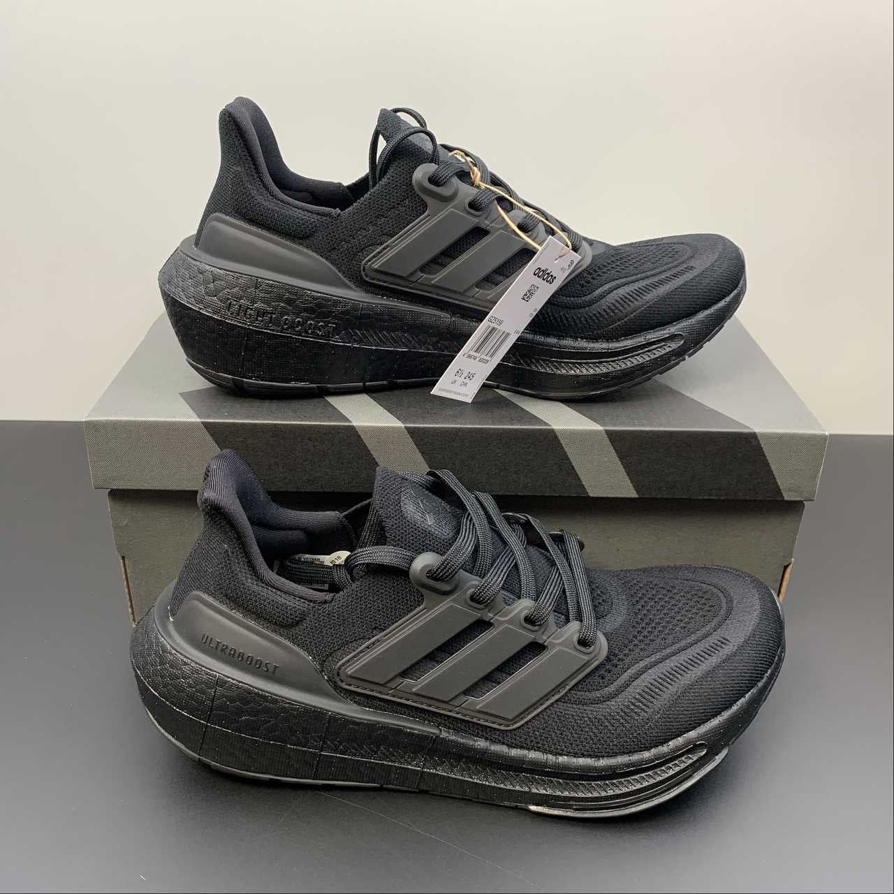 Tênis Adidas UltraBoost Light 23 'Triple Black' - GZ5159