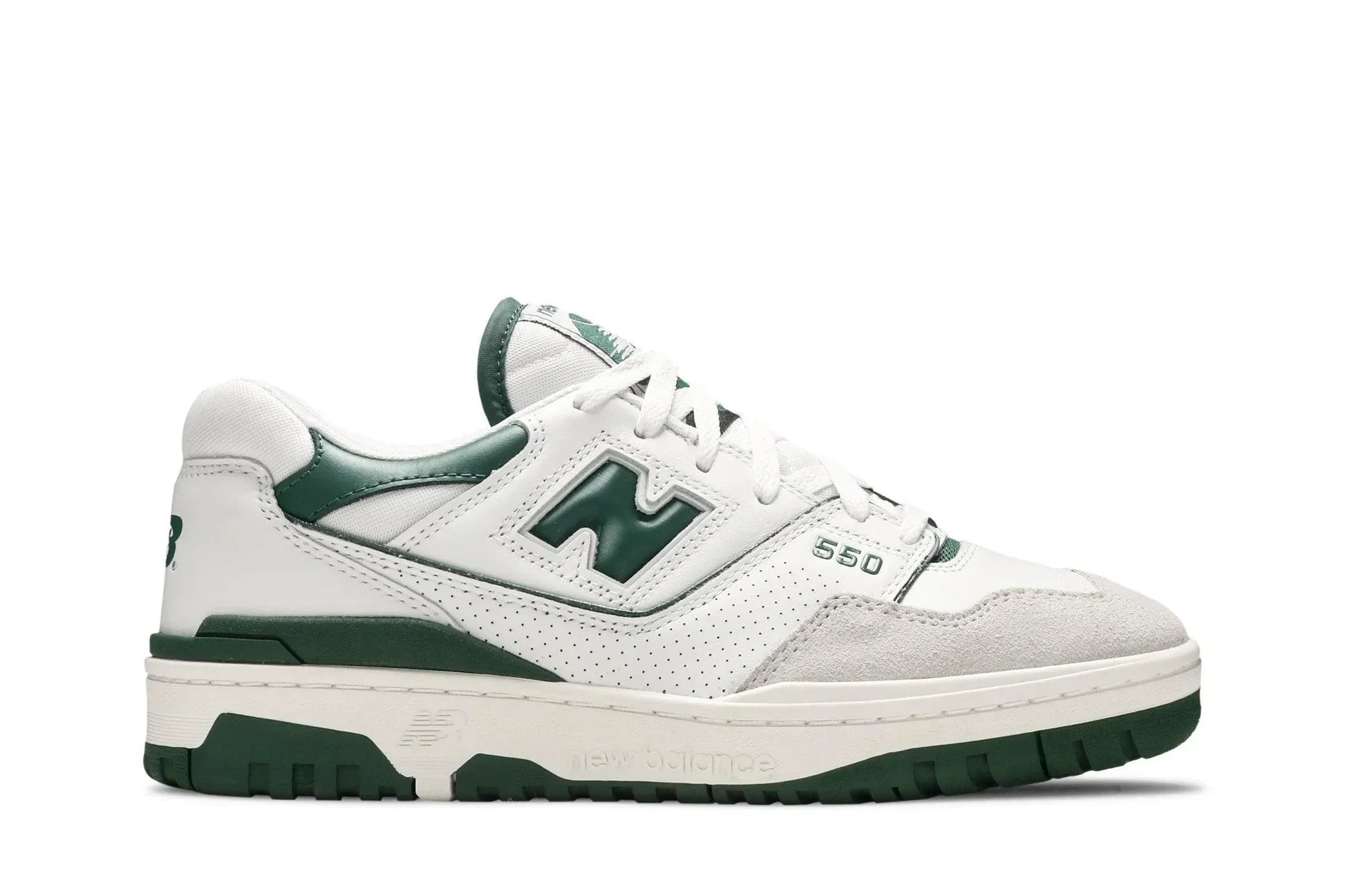Tênis New Balance 550 White Pine Green Branco/Verde vista lateral