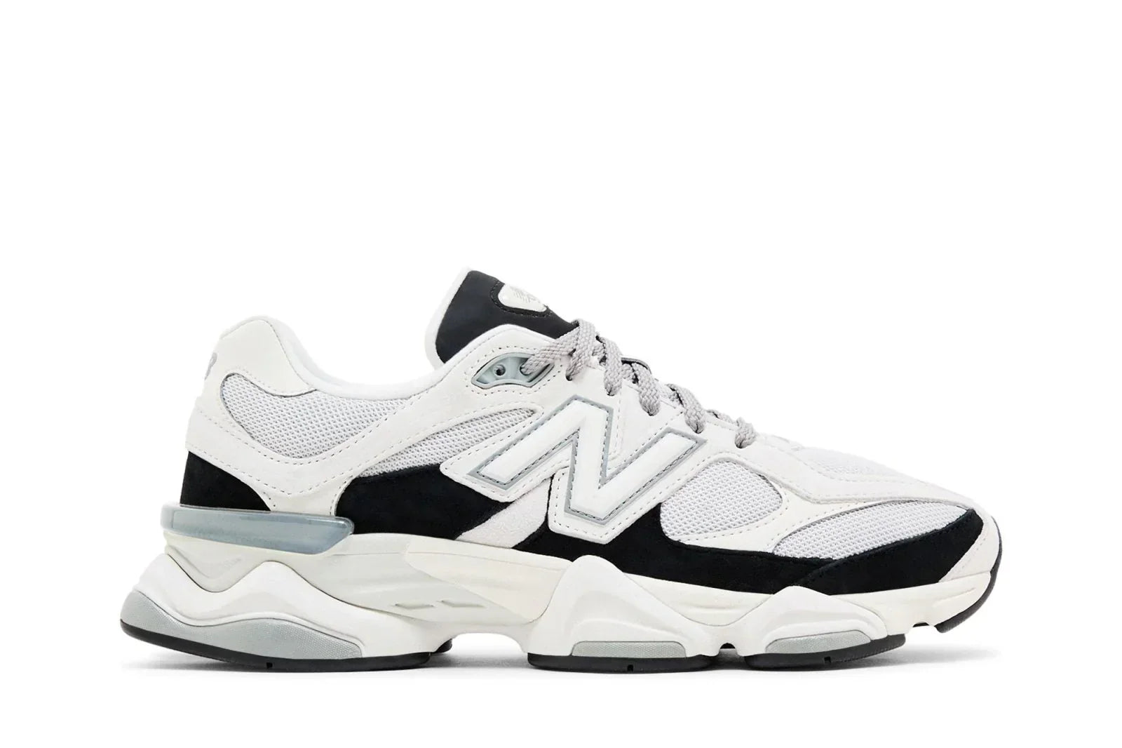Tênis New Balance 9060 Reflection Black Suede Branco vista lateral