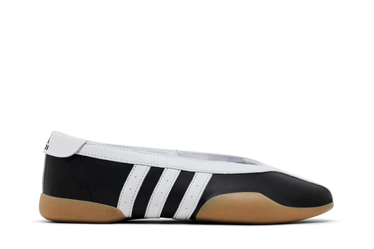 Tênis Adidas Taekwondo Mei Ballet Preto e Branco vista superior