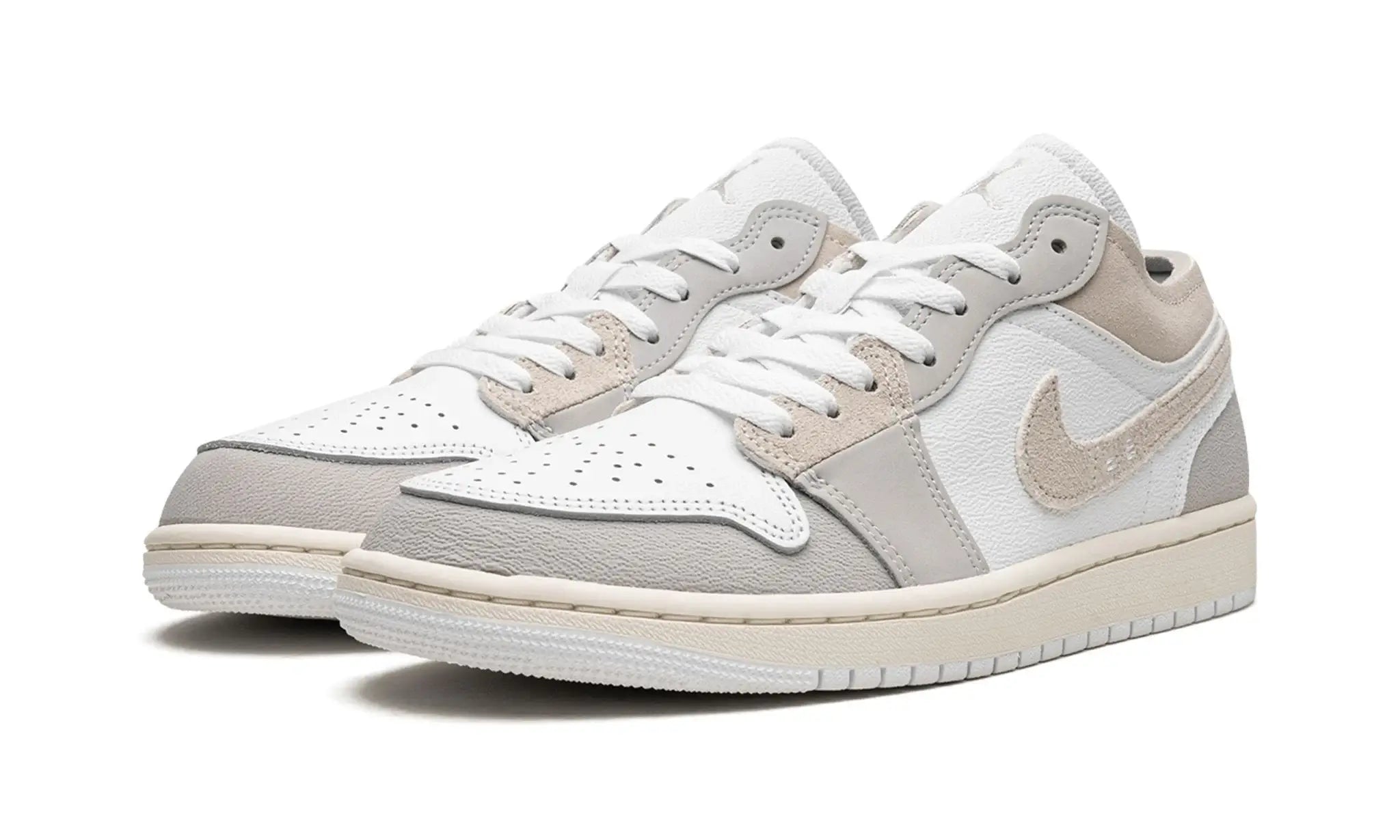 Tênis Air Jordan 1 Low "Craft Inside Out Tech Grey" Cinza - DN1635-002