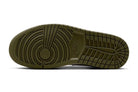 Tênis Air Jordan 1 Low Medium Olive Verde detalhe do acabamento