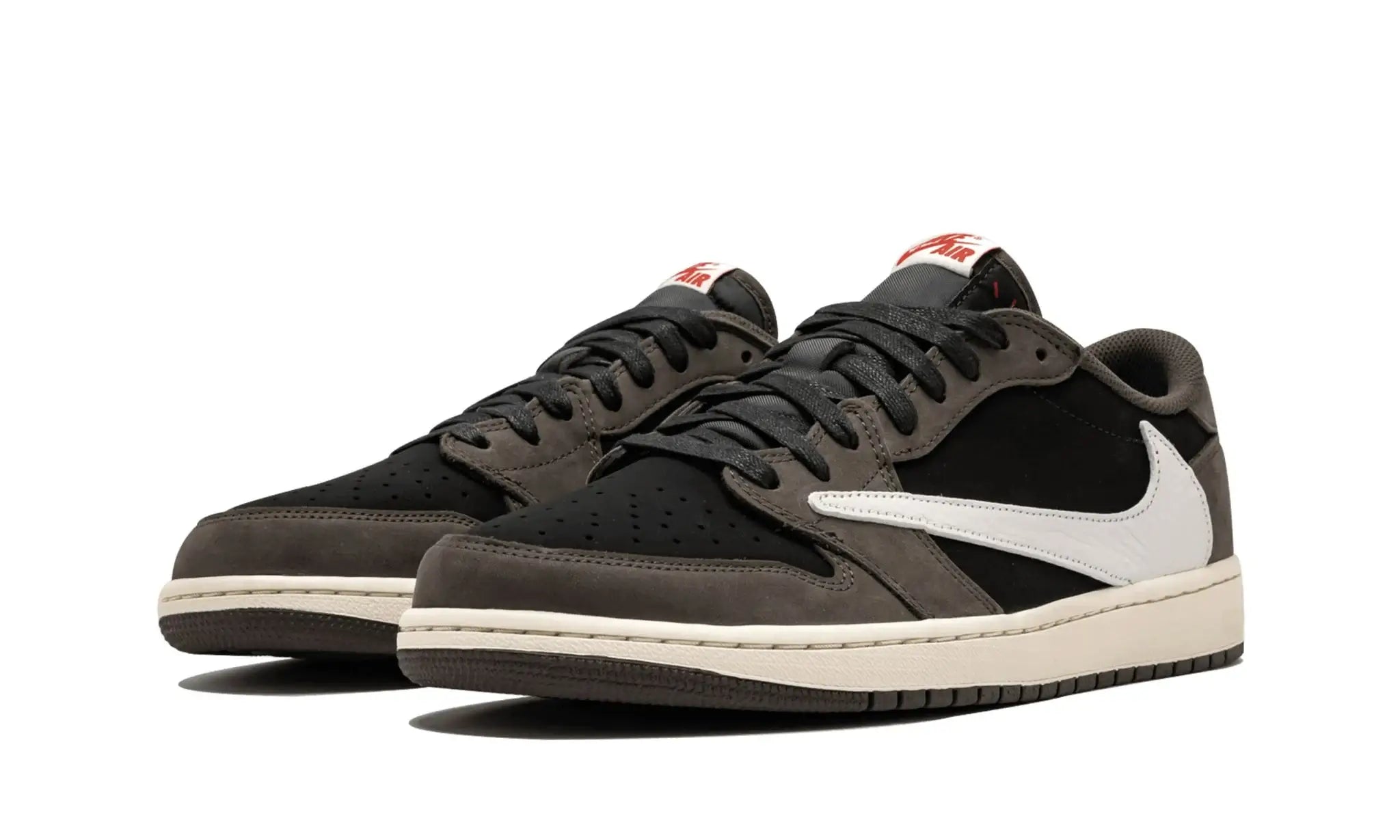 Tênis Air Jordan 1 Low x Travis Scott "Mocha" - CQ4277-001