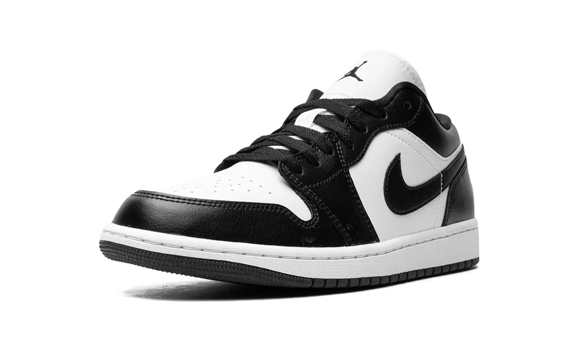 Tênis Air Jordan 1 Low "Panda" Preto / Branco - DC0774-101