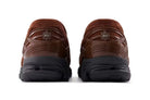 Tênis New Balance 1906L Rich Oak Suede Camurça Slip-on Marrom vista traseira