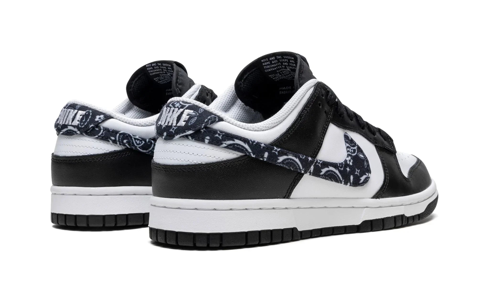 Tênis Nike Dunk Low Feminino "Black Paisley" Preto / Branco - DH4401-100