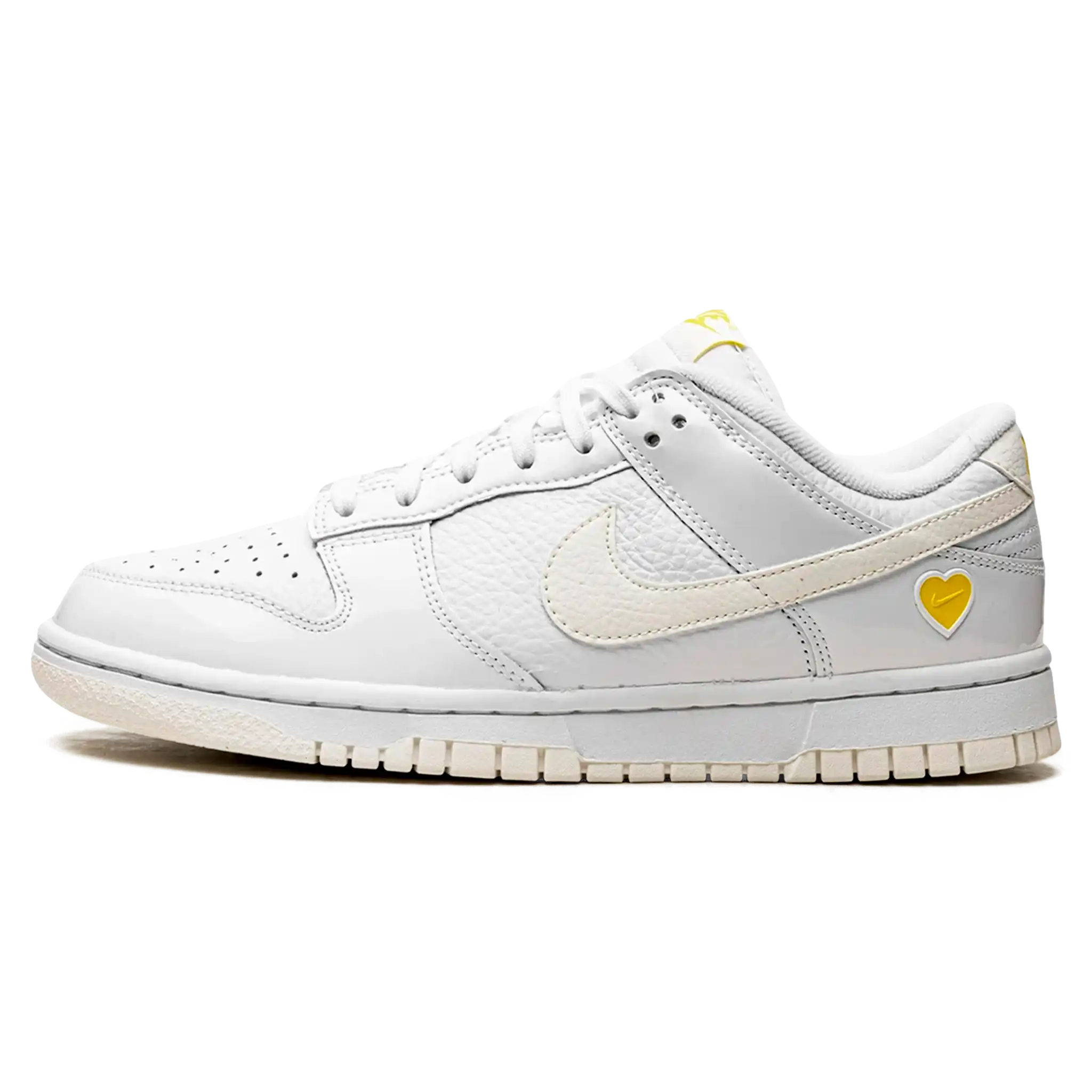 Tênis Nike Dunk Low Feminino "Yellow Heart" Branco - FD0803-100