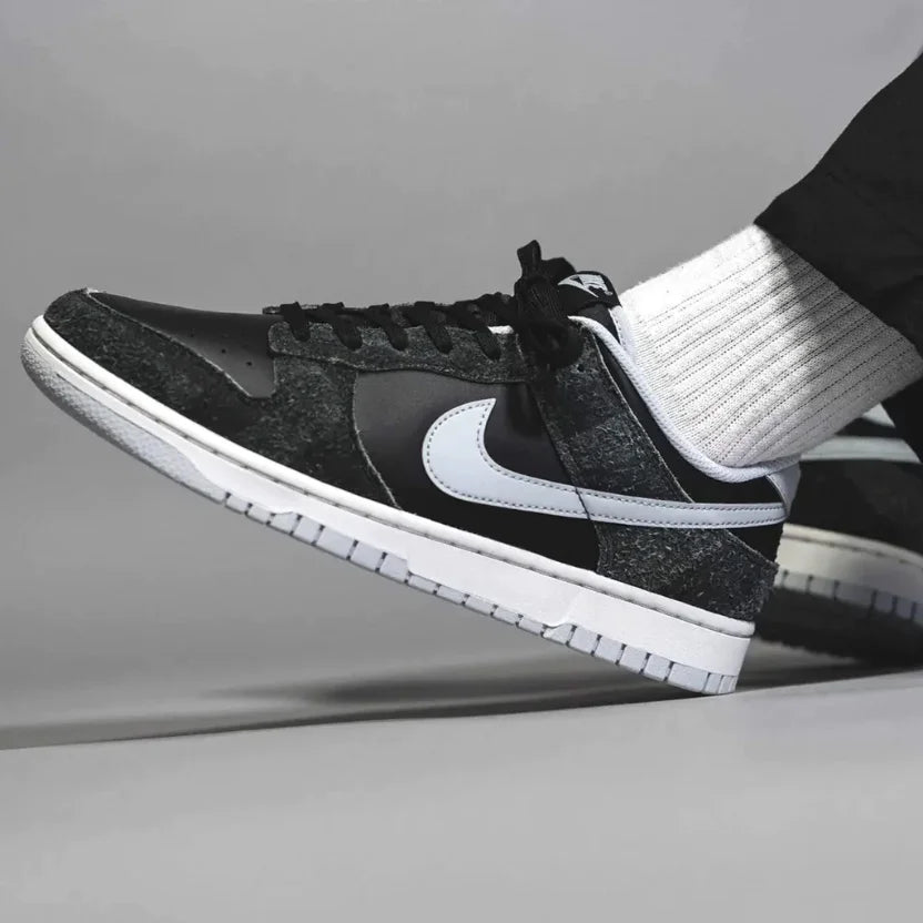 Tênis Nike Dunk Low "Zebra" Preto - DH7913-001