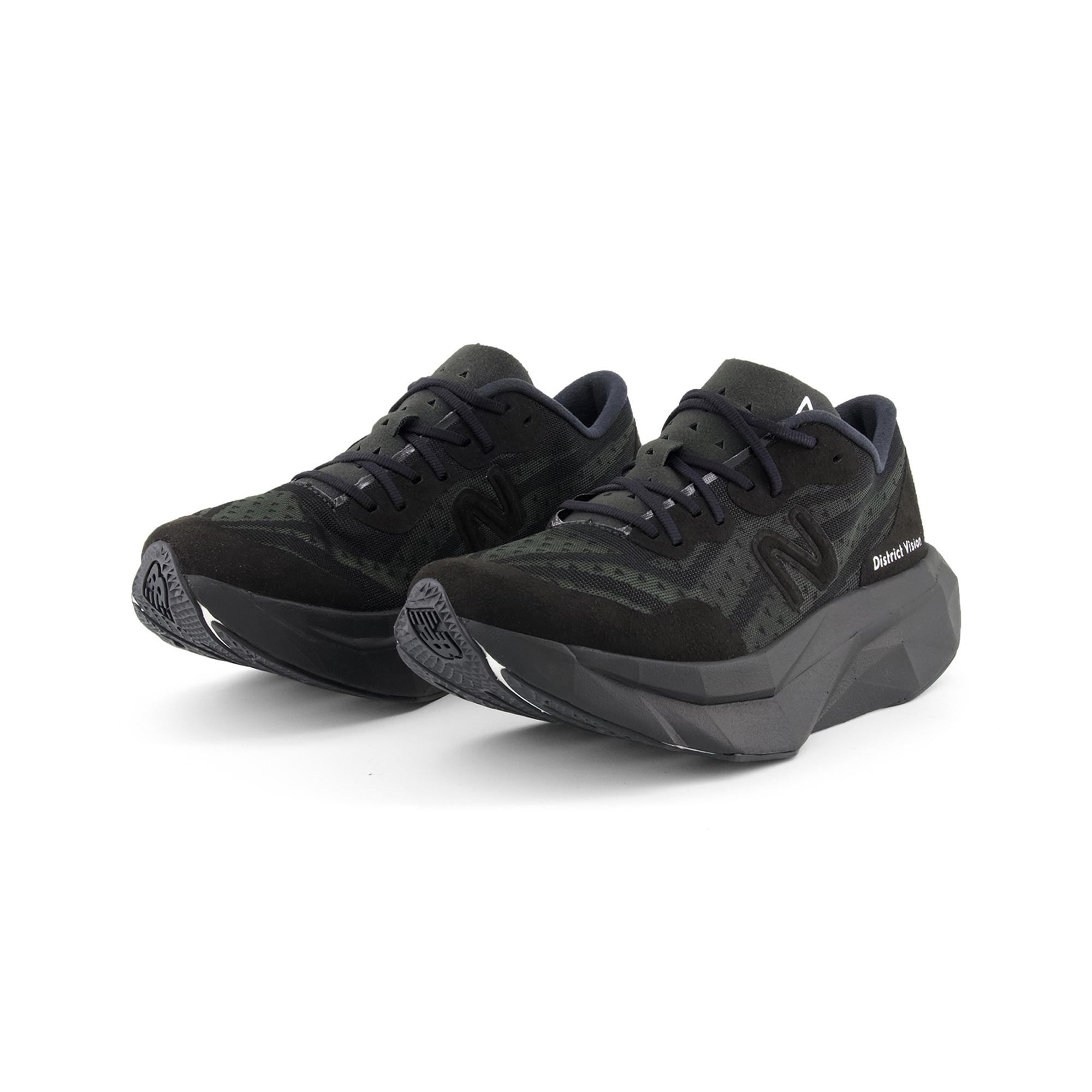 Tênis New Balance Fuelcell Supercomp Elite V4 x District Vision 'Black' Preto - MRCELDV4
