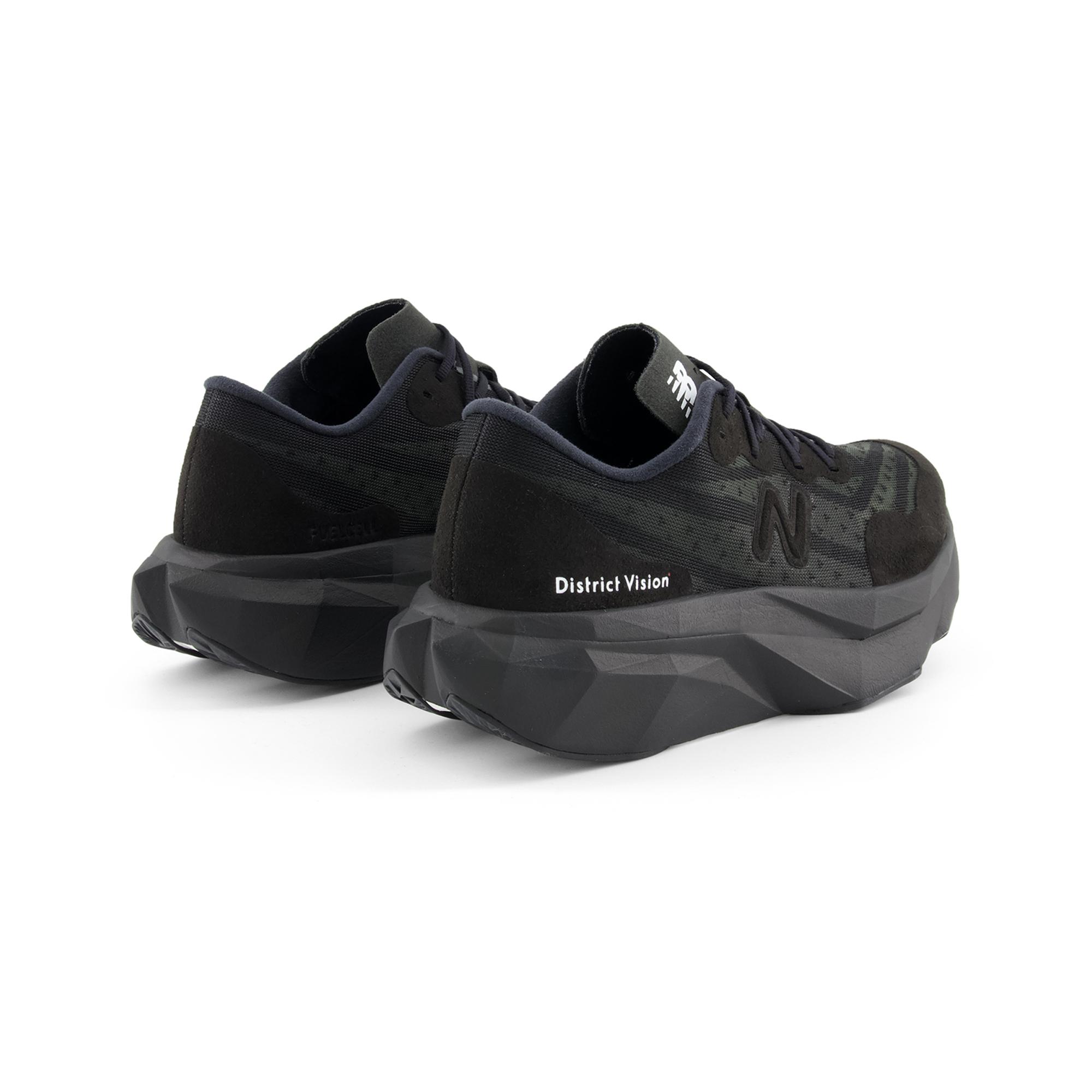 Tênis New Balance Fuelcell Supercomp Elite V4 x District Vision 'Black' Preto - MRCELDV4
