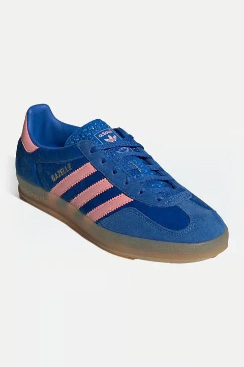 Tênis Adidas Gazelle Indoor Blue Semi Pink Velvet Azul detalhe lateral