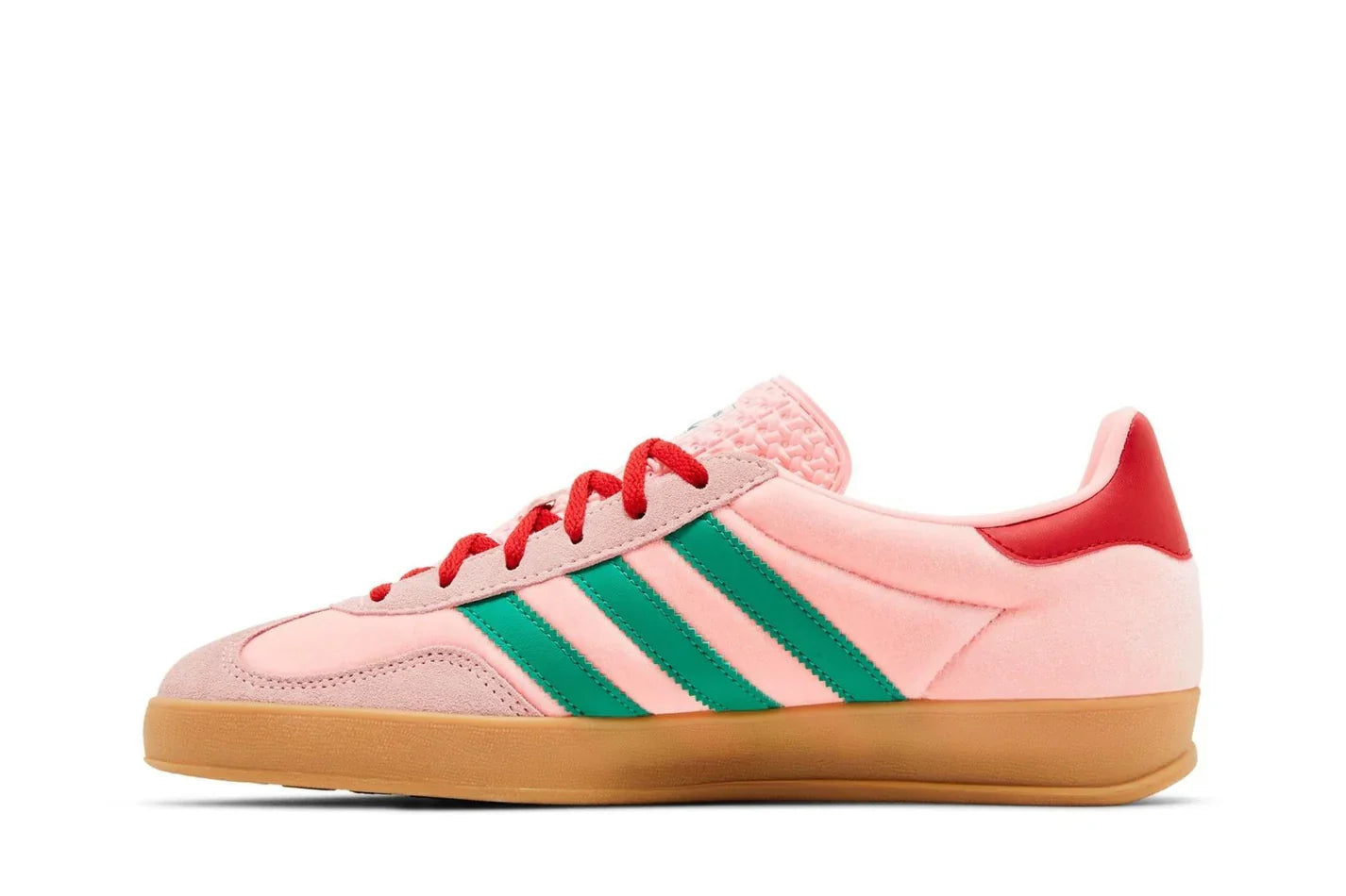Tênis Adidas Gazelle Indoor Court Green Glow Pink Gum Rosa detalhe lateral