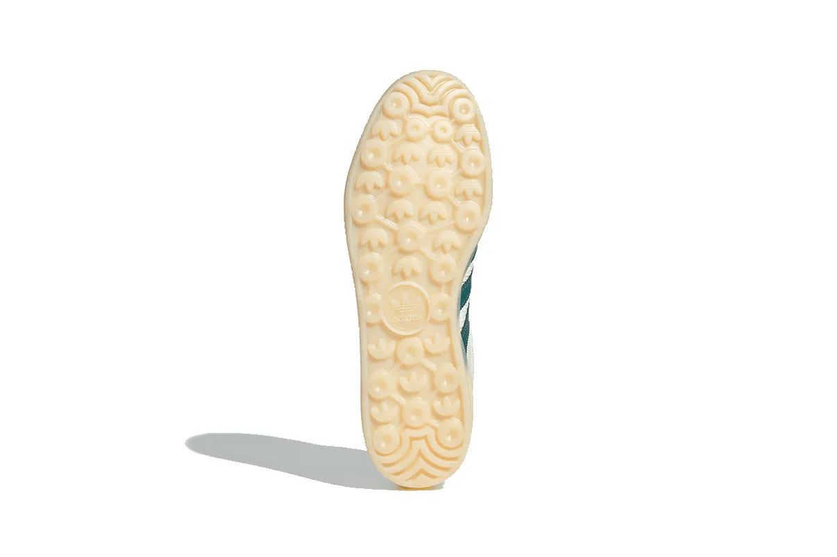 Tênis Adidas Gazelle Indoor Cream White Preloved Teal Branco detalhe do material