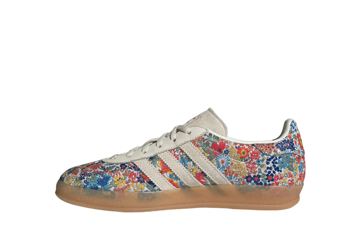 Tênis Adidas Gazelle Indoor Liberty London Floral Embroidery Multi-Color detalhe do material
