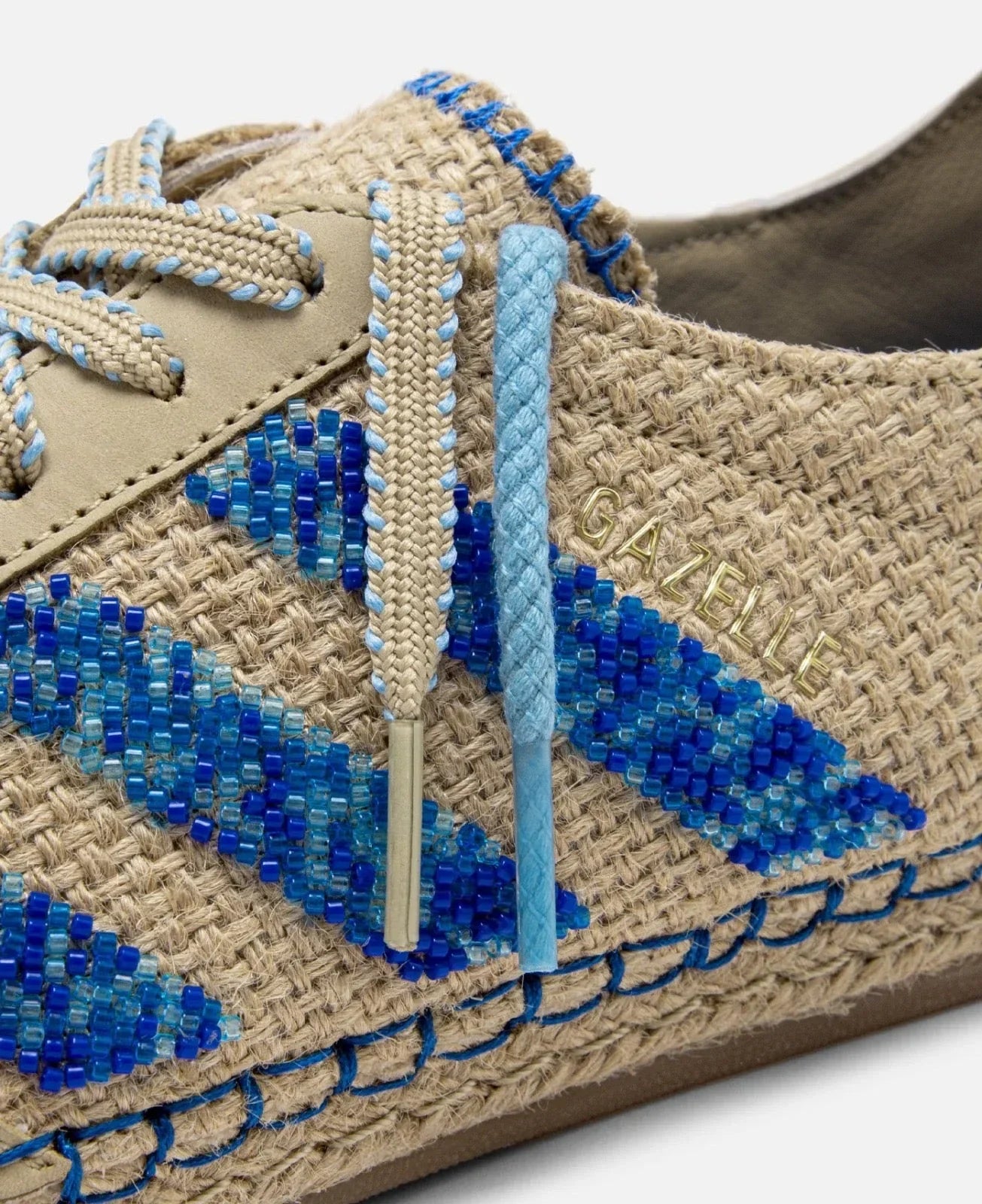 Tênis Adidas Gazelle x CLOT Linen Khaki Light Blue Marrom detalhe do solado