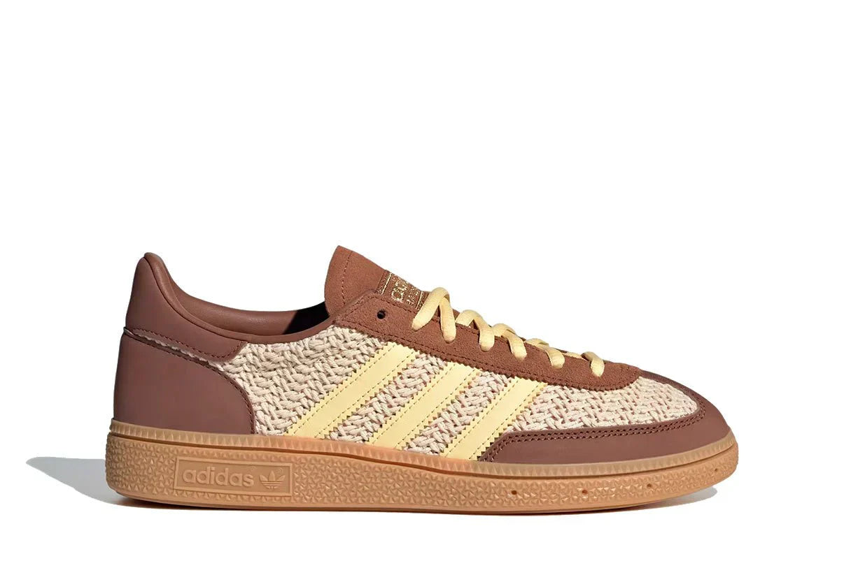 Tênis Adidas Handball Spezial Preloved Brown Orange Tint Gum Marrom detalhe do material