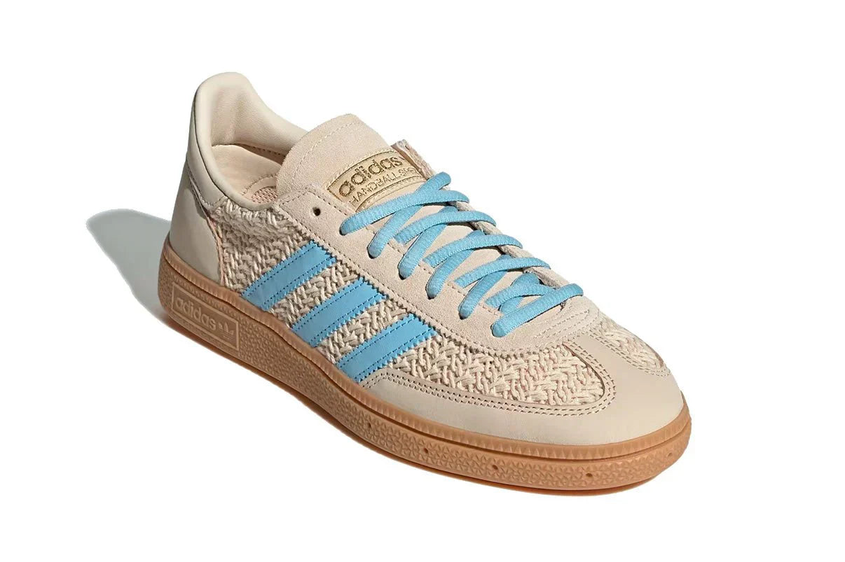 Tênis Adidas Handball Spezial Sand Strata Clear Sky Bege detalhe frontal