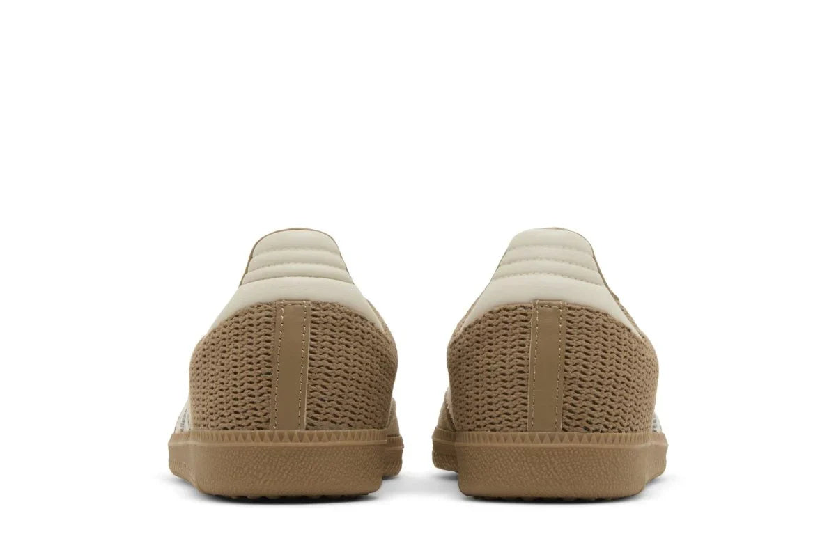Tênis Adidas Samba Cardboard Marrom detalhe do material