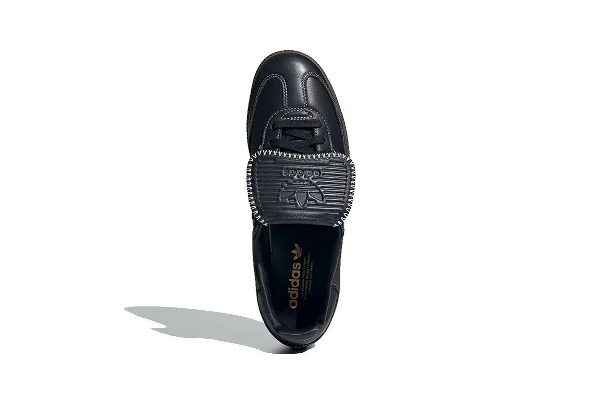 Tênis Adidas Samba LT Core Black / Off White / Gum Preto detalhe do material