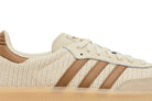 Tênis Adidas Samba OG Cream White Cardboard Creme detalhe frontal