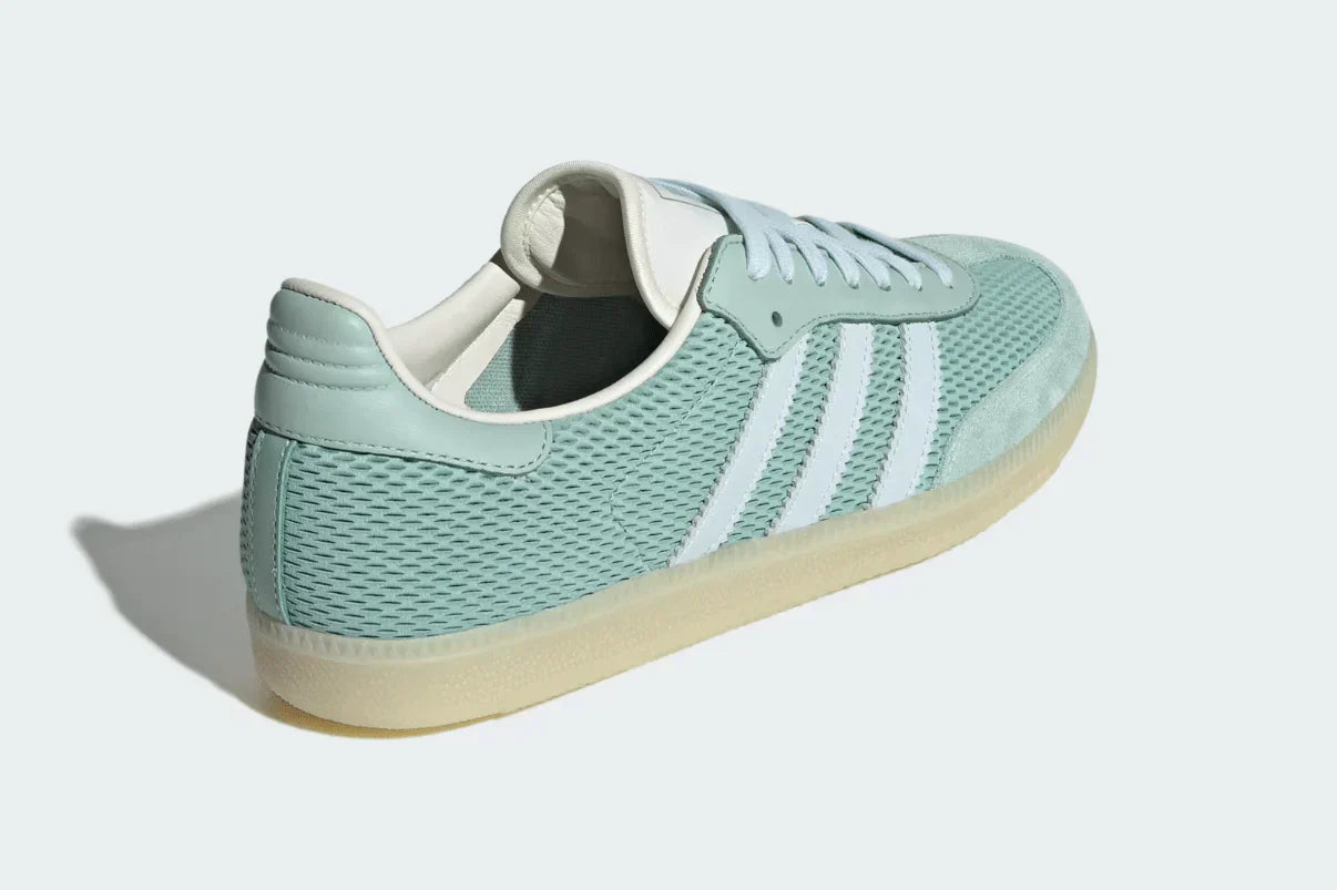 Tênis Adidas Samba OG Hazy Green Sky Tint Verde detalhe do solado